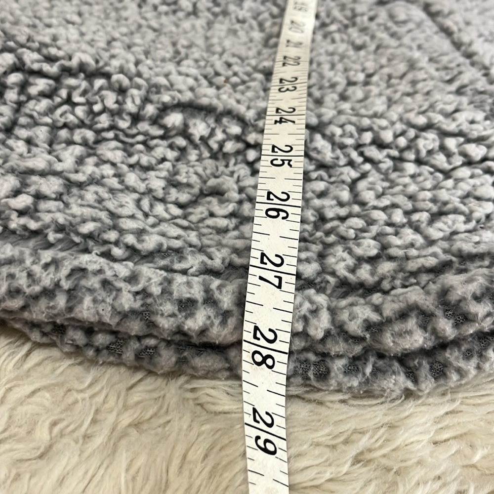 Maurice’s maroon and gray pull over faux Sherpa sweatshirt XL - Picture 10 of 12